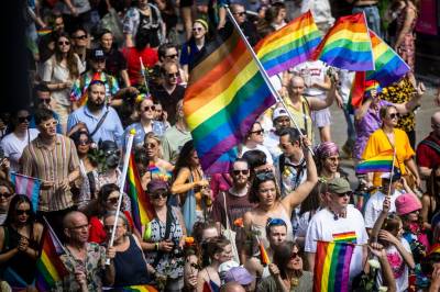 PST: Nedgang i antall trusler mot Pride