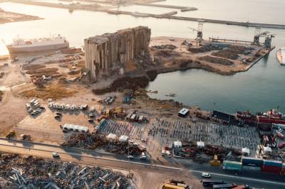 Pave Leo oppfordrer til fred på sin andre dag i Libanon