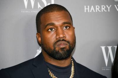 Kanye West opptrer i Russland