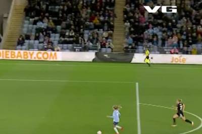 4-2: Hemp, Manchester City