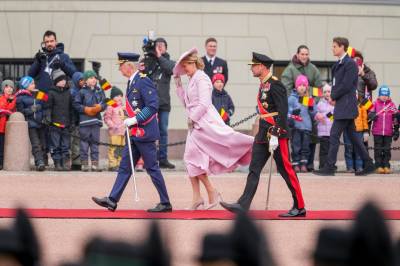 Kronprins Haakon tok i mot Belgias kongepar