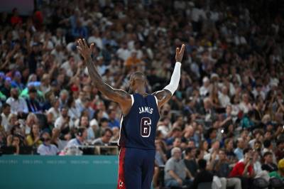 LeBron James usikker på fremtiden i NBA og Los Angeles Lakers etter eliminering