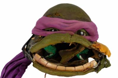 En skremmende Donatello-maske fra «Teenage Mutant Ninja Turtles III» selges for vanvittige summer