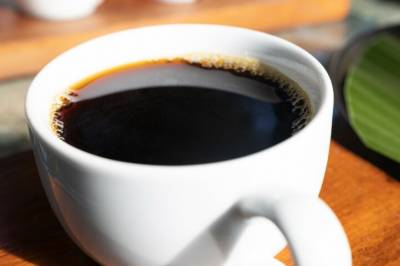 Er laget av avføring