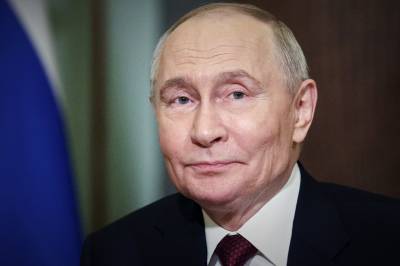 Gavepakke til Putin: – Så kritisk ut