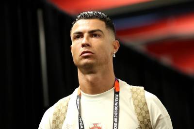 Ber Ronaldo trekke seg