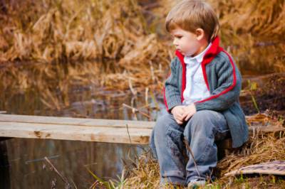 (+) Ikke alle med barndomstraumer utvikler depresjon. Genene dine avslører om du er i fare, ifølge studie