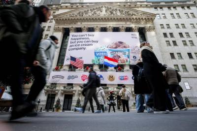 Wall Street i grønt fra start: Nike ned tosifret i førhandelen