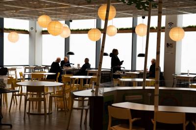 Varsler ombyg­ging: – Om det blir restau­rant, kan jeg ikke si