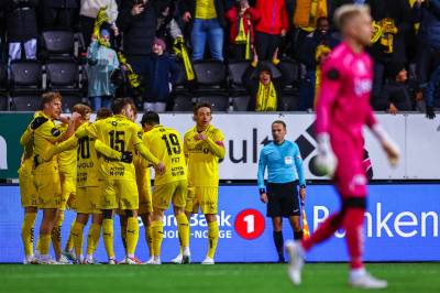 Ellevilt drama i Bodø: Begge trenerne så rødt