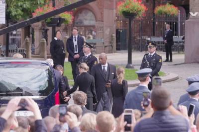 Her ankommer Durek Verrett