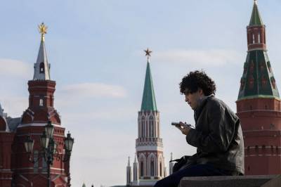 Panikken stiger i Moskva. Hvorfor stenger Putin ned mobilnettet?