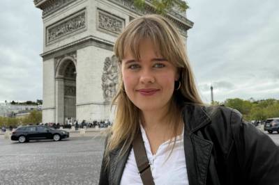 Mathilde (24) i Paris: – Jeg så barn bli slått av politiet