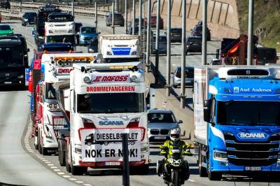 DN mener: En krone kan bare brukes én gang uansett hvor høyt lastebilsjåførene tuter