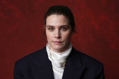 Prøvd seg i flere yrker: – Forsto at skuespill interesserte meg