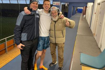 Karsten Warholm i sorg: – Vi springer alt vi kan for Atle i kveld