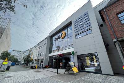 10 år i sentrum