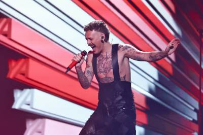 Jonas Lovv falt under viktig Eurovision-prøve: – Brannvesenet måtte rykke ut