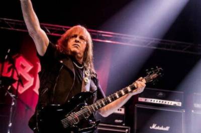 - Vil alltid leve i våre hjerter