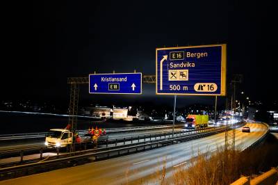 Nye beregninger: E18-broene ved Sandvika må rives