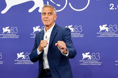 Clooney forsvarer Ruffalo: – Latterlig