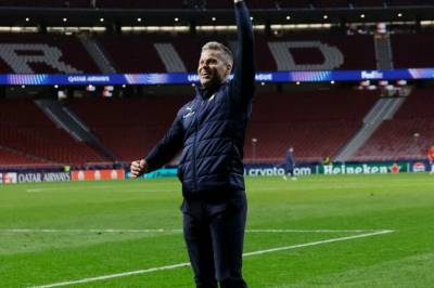 LIVE: Møter pressen