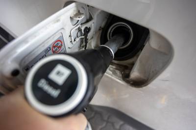 Drivstoff-priskrig: – Tank opp så fort som mulig