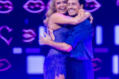 - Har en forbindelse