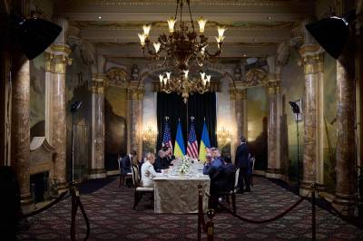 Toppdiplomat etter toppmøte: – Ser ikke lovende ut