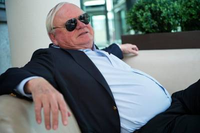 Frontline med milliardhandel