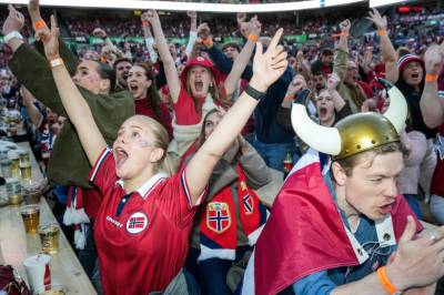 Politiet om VM-kvelden: – Spørsmål om tid før det eksploderer
