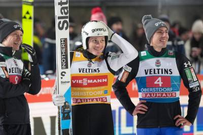 Sundal beste norske i Oberstdorf – slovener vant åpningsrennet i Hoppuka