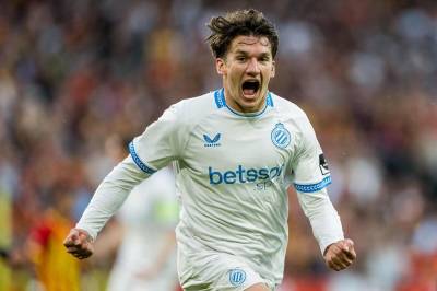 Arsenal henter greker