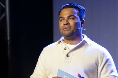 - Jeg har blitt forlatt av de to kvinnene som skulle ha elsket meg mest