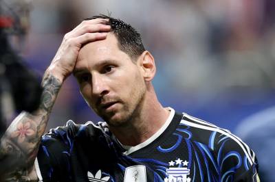 Sjokkbeskjed: Ber Messi legge opp