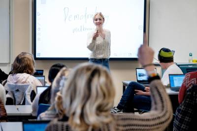 KS: Lærere kan bli pålagt å jobbe i skoleferien