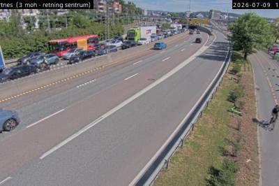 Ulykke på E18: – Trafikken står bom stille