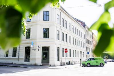 Driver hotell fra boligbygg i Oslo sentrum