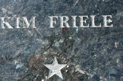 - Prøvde å stjele Kim Friele-stein