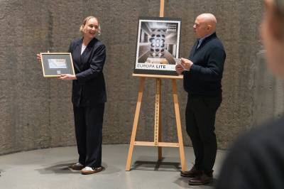 Frimerkeprisene til himmels