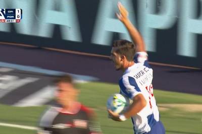 Andre Silva setter 1-1 mot Casa Pia