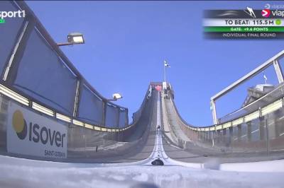 Hopp: Strøm slått av suverene Prevc igjen – kritikk mot dommerne i Lahti