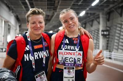 Historiske mor og datter Jæger