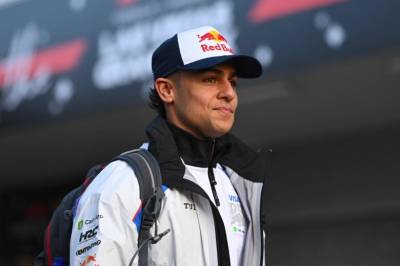 Svensk 18-åring klar for Formel 1