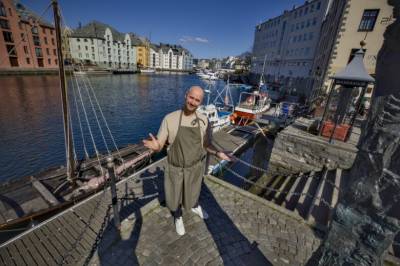 Fikk mesterkokken til å gråte – inviterer Hellstrøm til ny scene