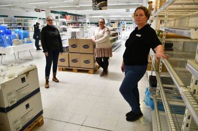 width=device-width, initial-scale=1