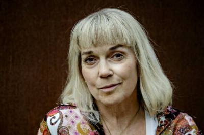 - «Jeg gruer meg nesten til at barna kommer hjem til jul», sier slitne mødre i terapirommet