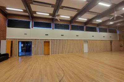 Millionbeløp til tepper og spilevegg