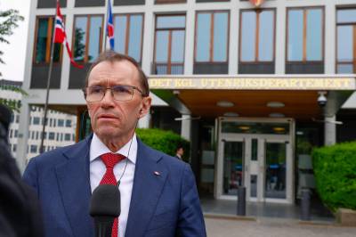 Problematisk svingdørspraksis i Utenriksdepartementet?