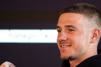 Sykkelstjerne fanget på vulkan